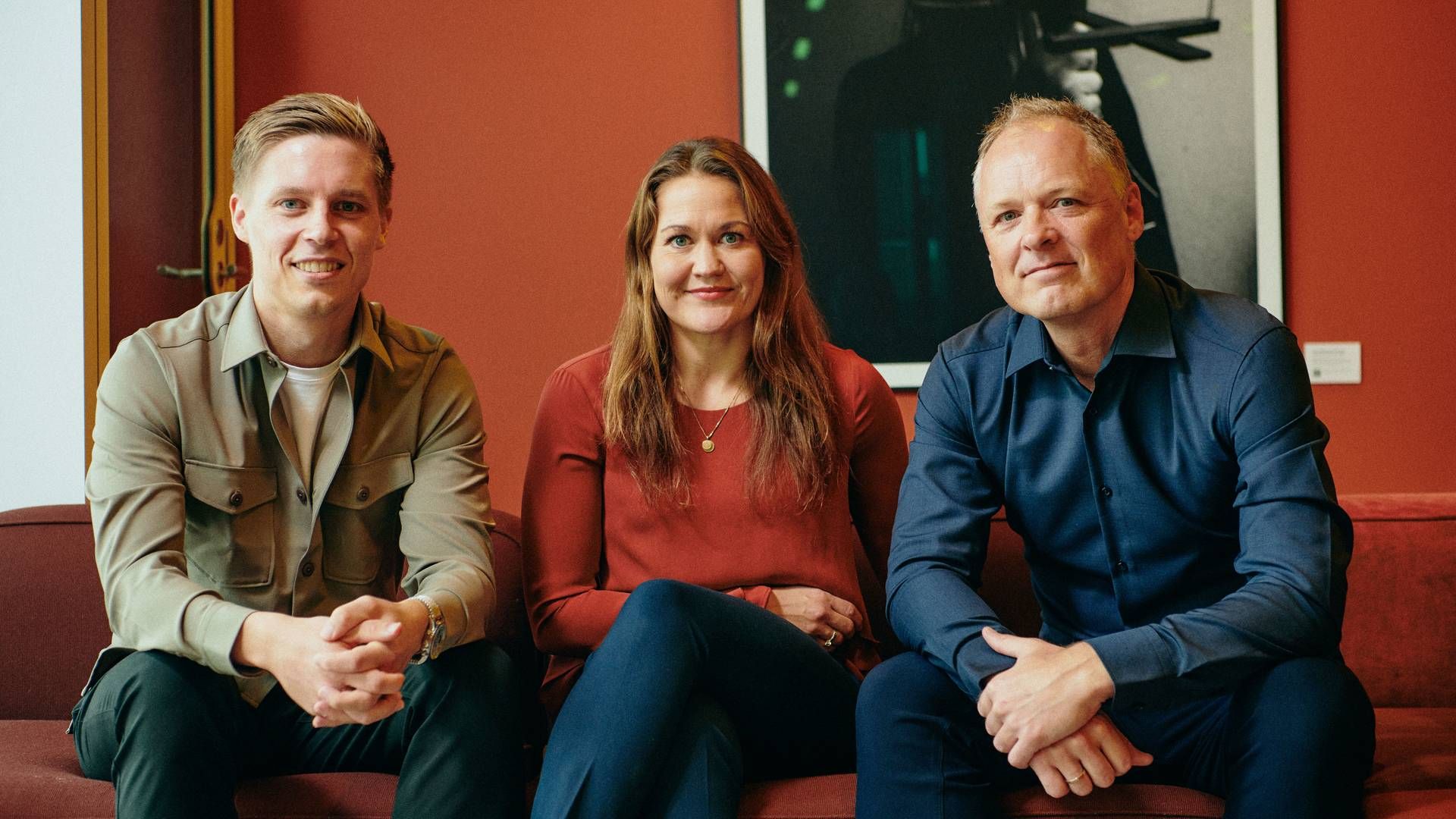 Cogos stiftere: CEO Robin Eriksson, COO Bibi Blomqvist, CTO Martin Røssell (i blå) | Foto: Cogo / PR