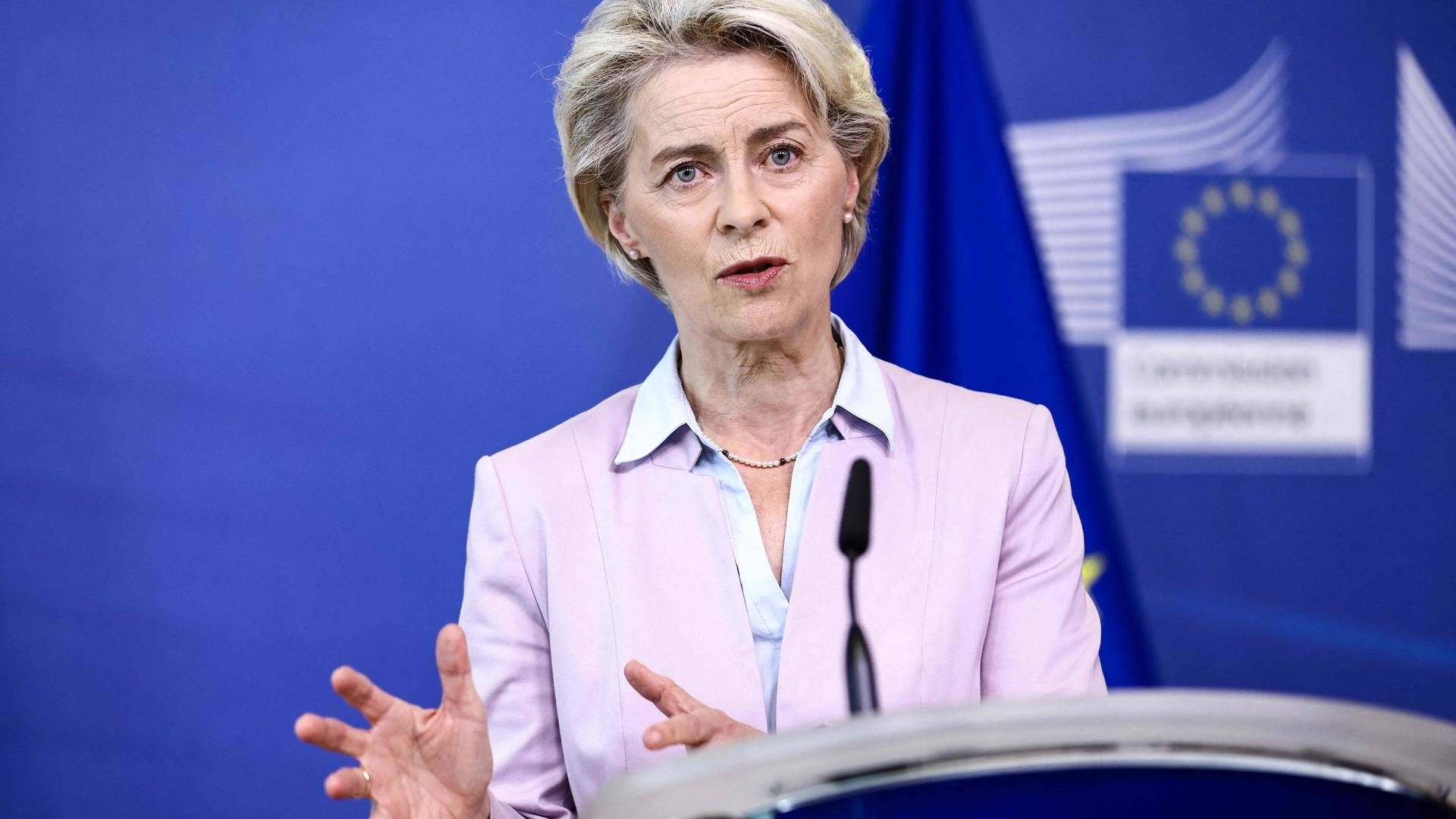 EU-Kommissionen med formand Ursula von der Leyen i spidsen foreslå hjælp til virksomheder, som er trængt af de høje energipriser. | Foto: Kenzo Tribouillard/AFP / AFP