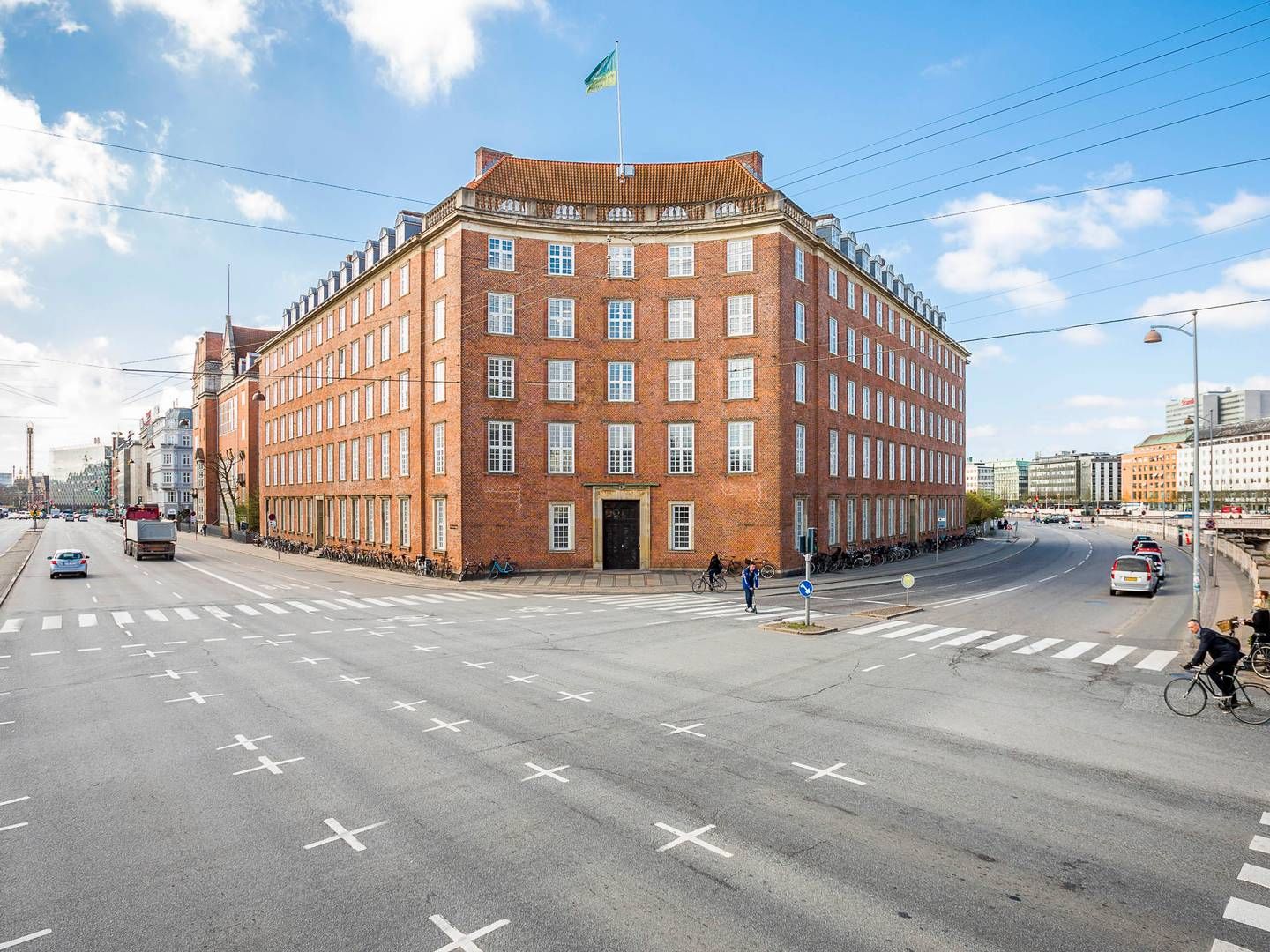 ATP Ejendomme er ved at flytte domicil fra Gothersgade i København til denne ejendom på H.C. Andersens Boulevard 2. | Foto: PR