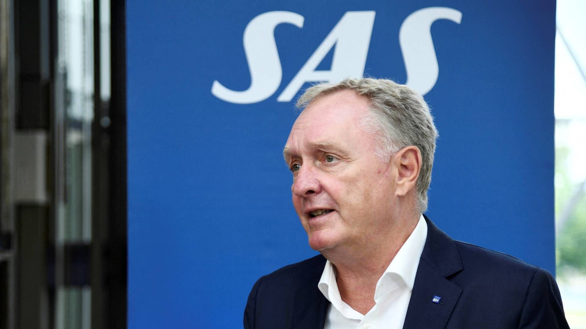 SAS-formand Carsten Dilling forsøgte at få hjælp fra både finansministeren og statsministeren til at få Dansk Metal-formand "på et mere konstruktivt spor" i overenskomstforhandlingerne i sommer, viser nye dokumenter.