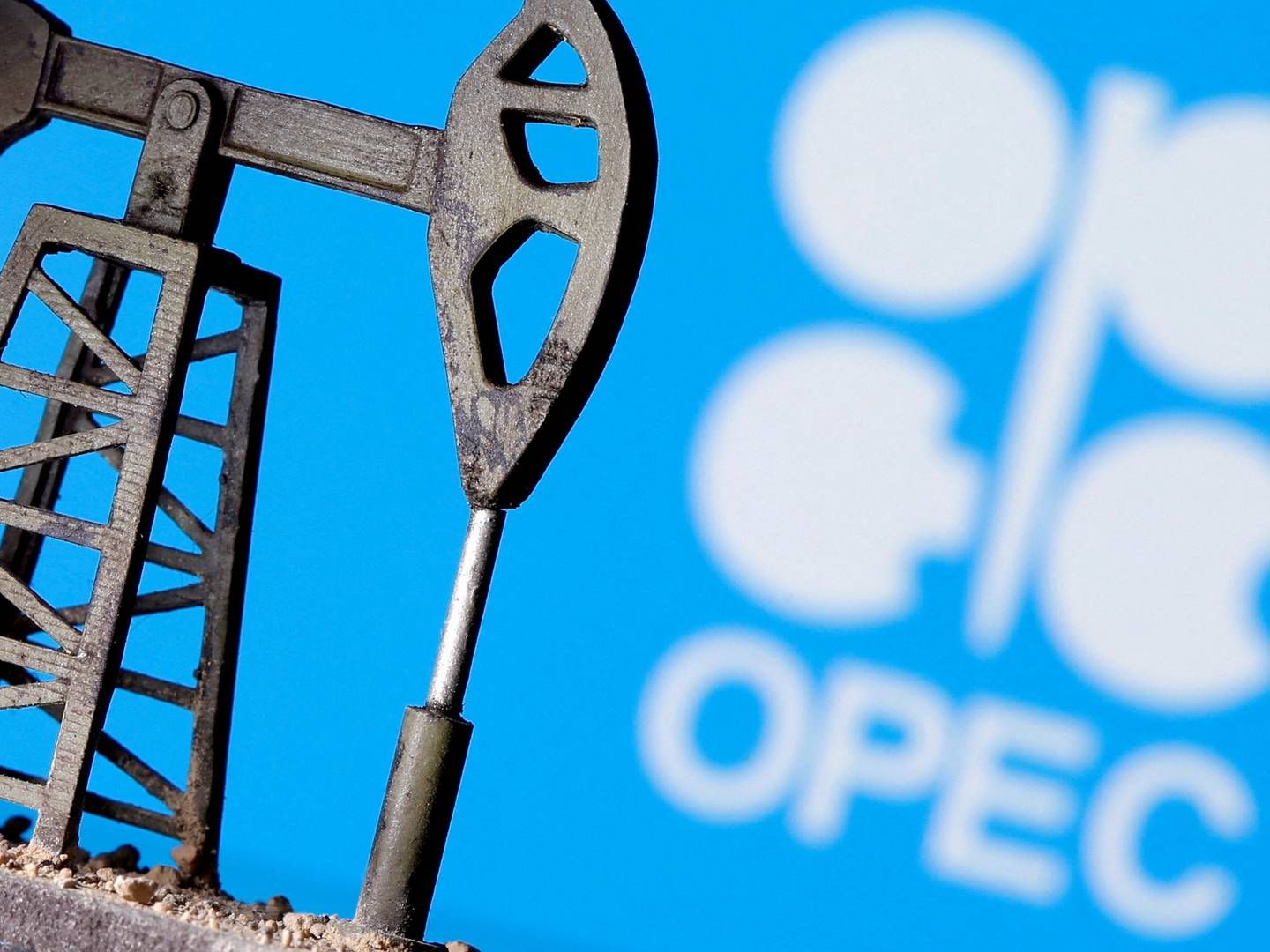 PRISTIGNING: Oljeprisen steg etter OPECs avgjørelse onsdag ettermiddag. | Foto: Dado Ruvic/REUTERS /