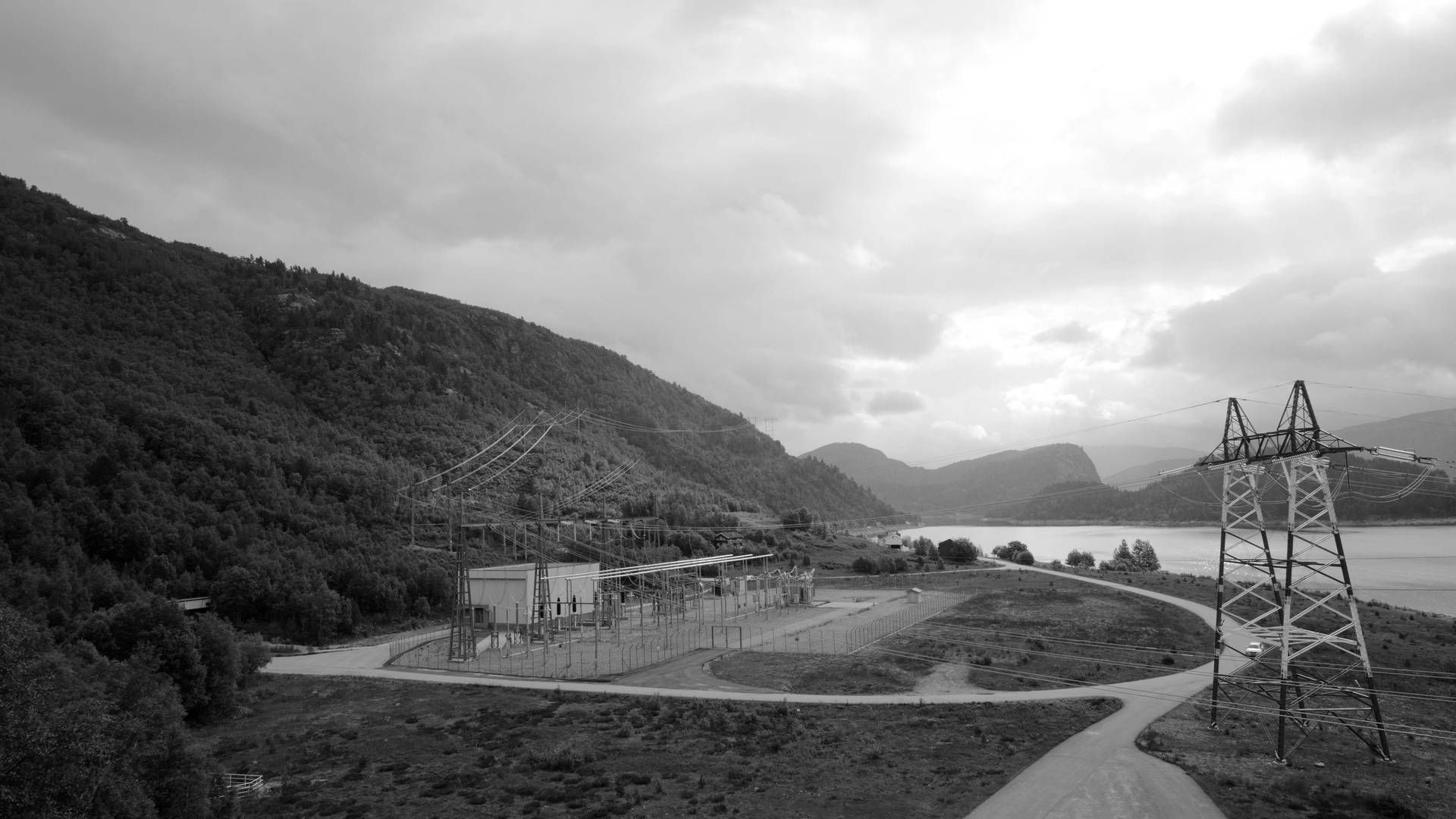 Holen kraftverk ligger ved Botsvatn. Det planlagte pumpekraftverket skulle ligge mellom Botsvatn og Vatnedalsvatn. Foto: Agder Energi