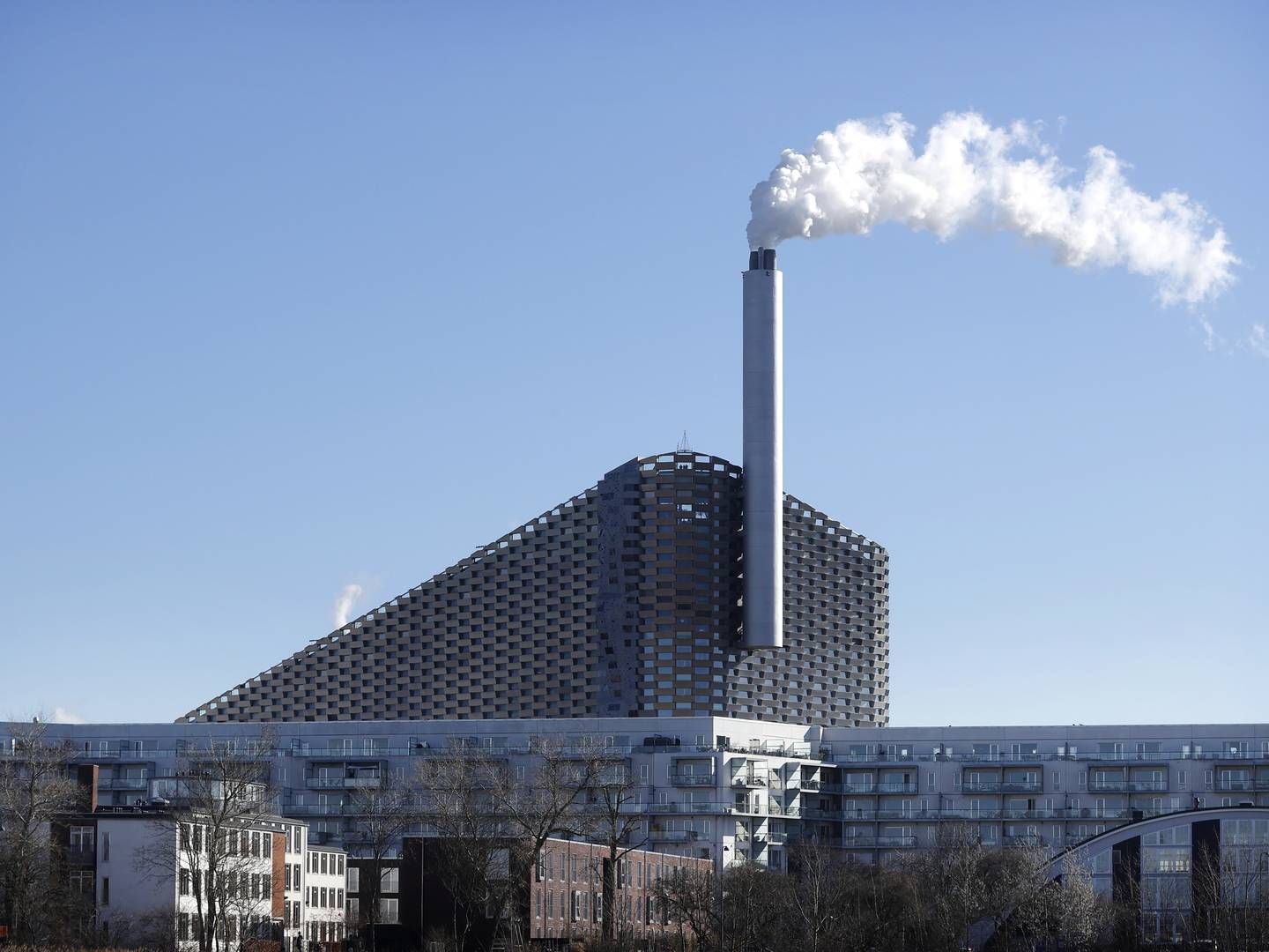 Et CO2-fangst-anlæg på Amager Bakke ser ikke ud til at skulle finansieres med EU-milliarder. ARC overvejer om det er værd at søge pengene, skriver Klimamonitor. | Foto: Jens Dresling