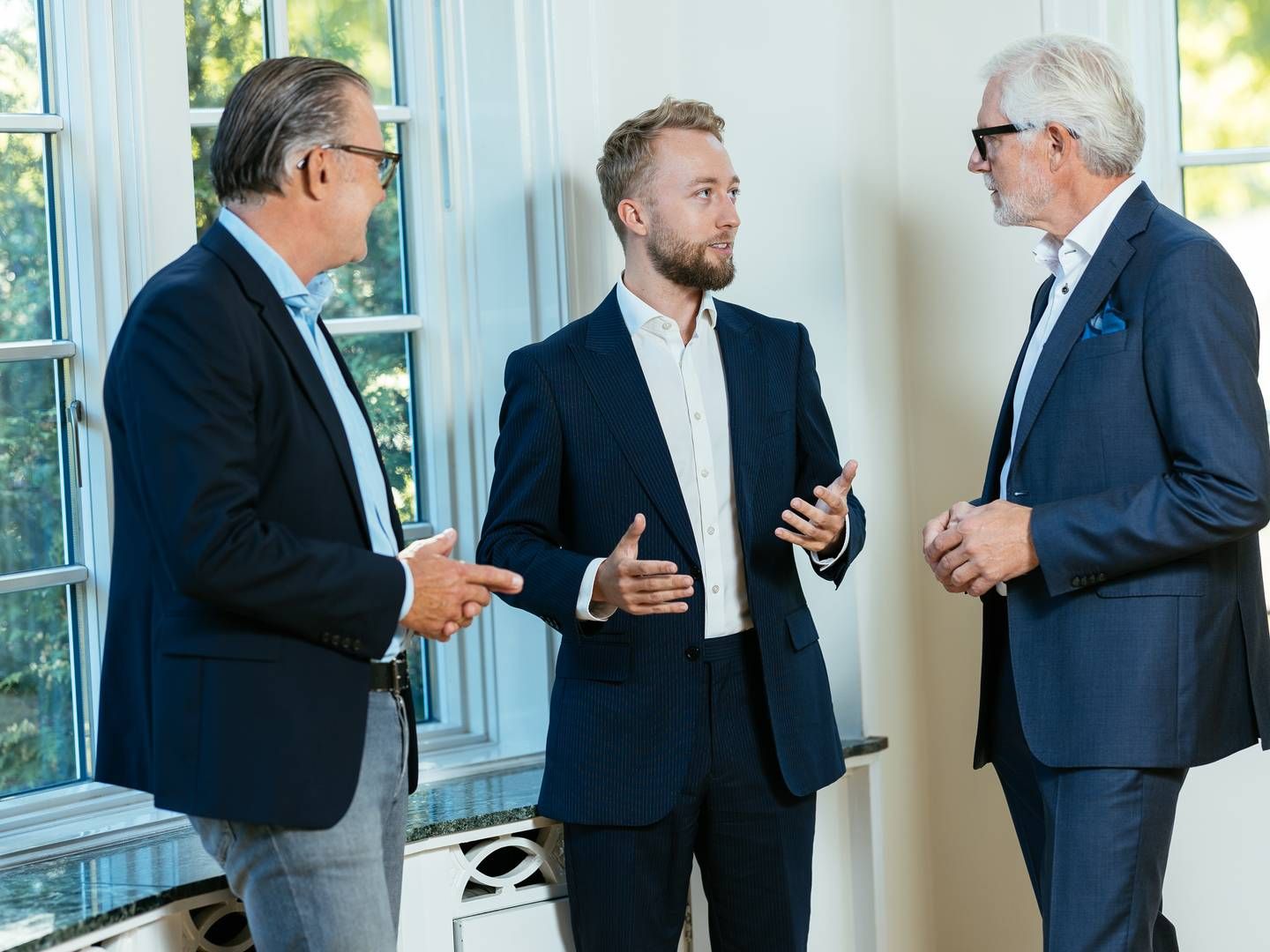 Bastian Larsen (i midten), adm. direktør, Blackwood Ventures, Simon Stampe, tv., og Claus Stenbæk | Foto: Claus Sall