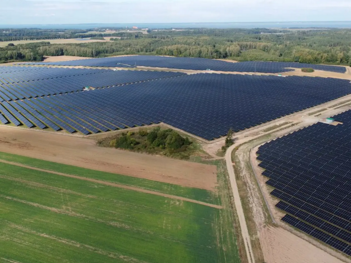 FØRSTE I POLEN: Solenergianlegget Stępień i Polen på 58 MW er ferdigstilt og klar til å starte opp. | Foto: Andrzej Matyja, Equinor