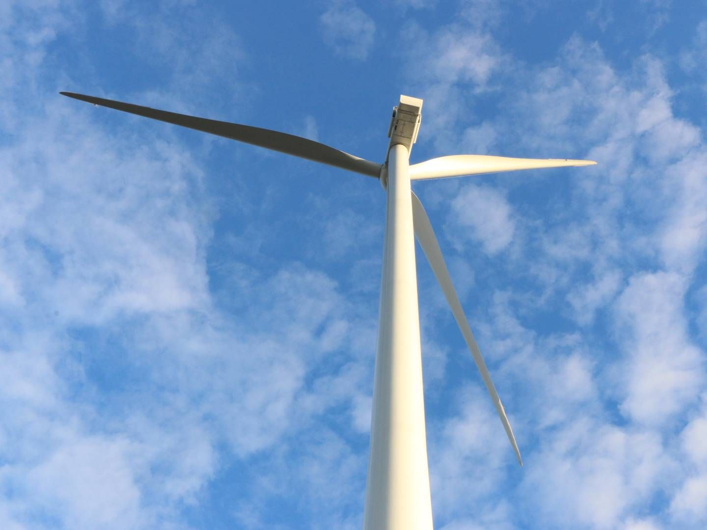 Årlig million: Haram Kraft betaler ca. én million i årlig eiendomsskatt for vindturbinene på Haramsøy. Kommunen trodde de skulle få mer. | Foto: Anders Lie Brenna