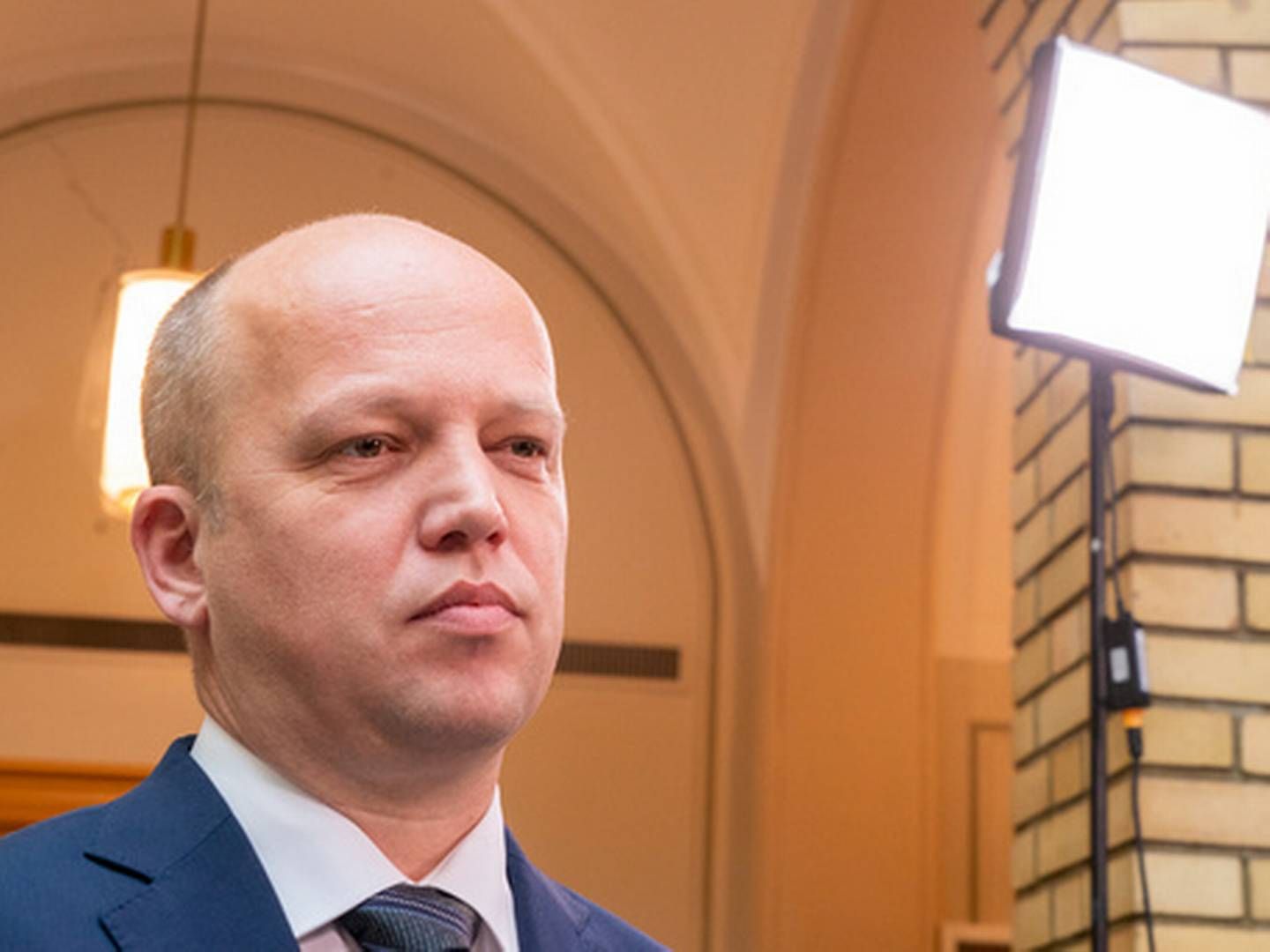 Finansminister Trygve Salgsvold Vedum får kritikk av norsk banknæring.