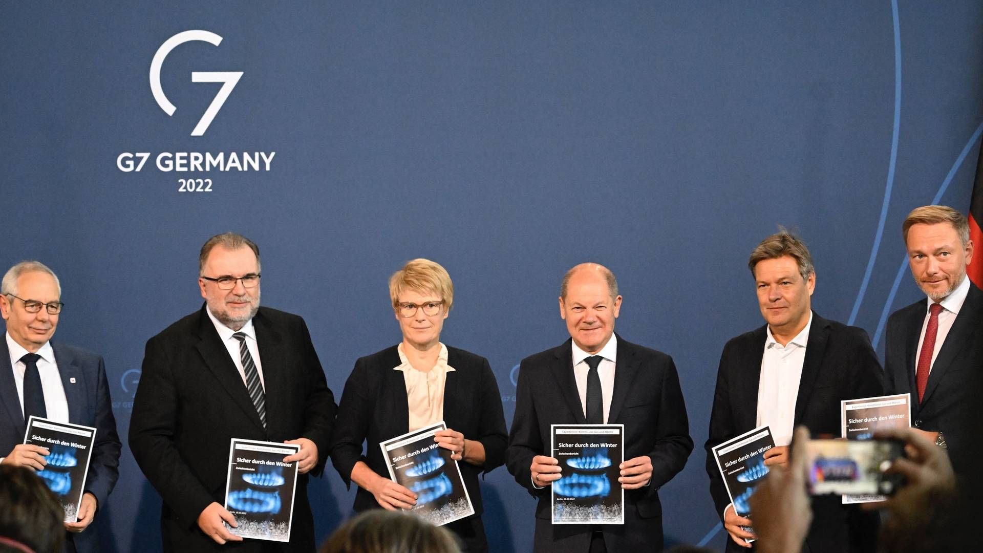 Den tyske kansler, Olaf Scholz, har modtaget en energiplan fra sin ekspertkommission nedsat til at komme med et bud på, hvordan tyskerne kommer igennem energikrisen. | Foto: TOBIAS SCHWARZ/AFP / AFP