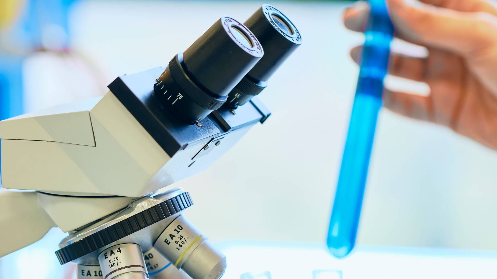 Om få måneder vil biotekselskabet Reponex Pharmaceuticals, der arbejder med at finde nye og bedre anvendelsesmuligheder for eksisterende lægemidler, efter al sandsynlighed være at finde i kurslisterne på den københavnske hovedbørs. | Foto: Mikel Bilbao/AP/Ritzau Scanpix