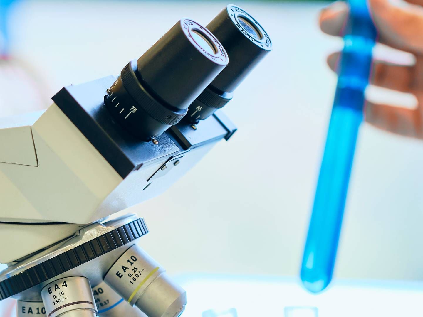 Om få måneder vil biotekselskabet Reponex Pharmaceuticals, der arbejder med at finde nye og bedre anvendelsesmuligheder for eksisterende lægemidler, efter al sandsynlighed være at finde i kurslisterne på den københavnske hovedbørs. | Foto: Mikel Bilbao/AP/Ritzau Scanpix