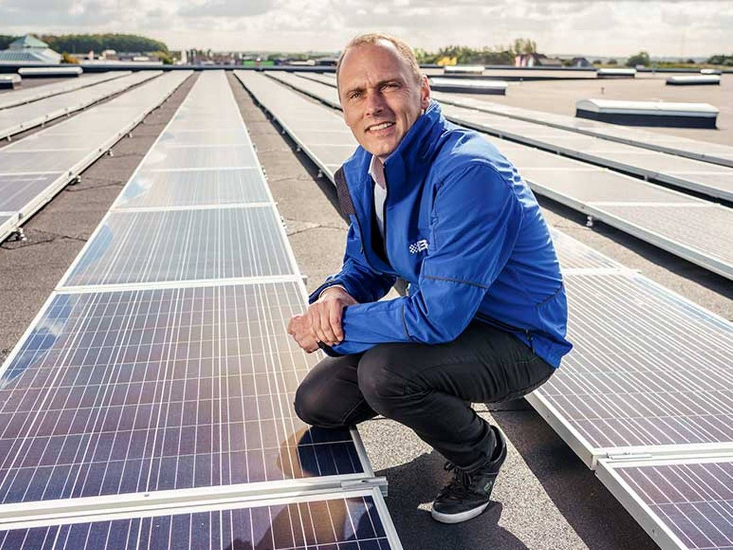 Jacob Borring Møller og Biltema vil "i løbet af få år" installere solceller på alle ejendomme i hele Norden. | Foto: Biltema/Pr