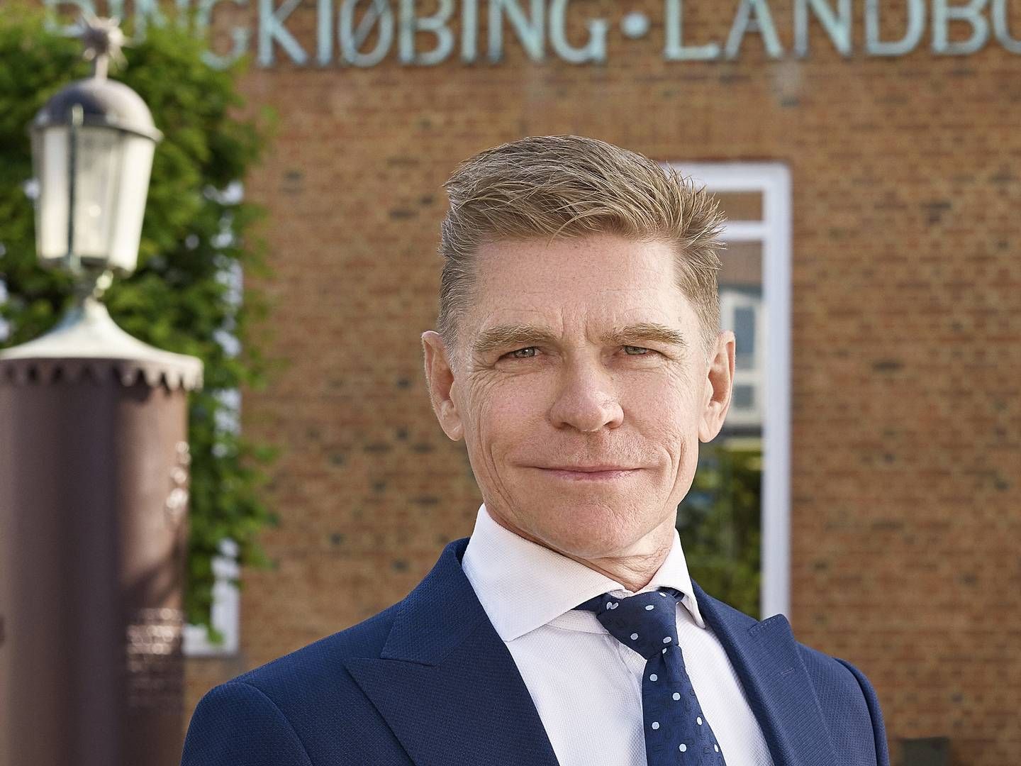 Ringkjøbing Landbobank med adm. direktør John Fisker fastholder forventningerne til 2022 og har dermed fortsat kurs mod det bedste år i bankens historie. | Foto: PR / Ringkjøbing Landbobank