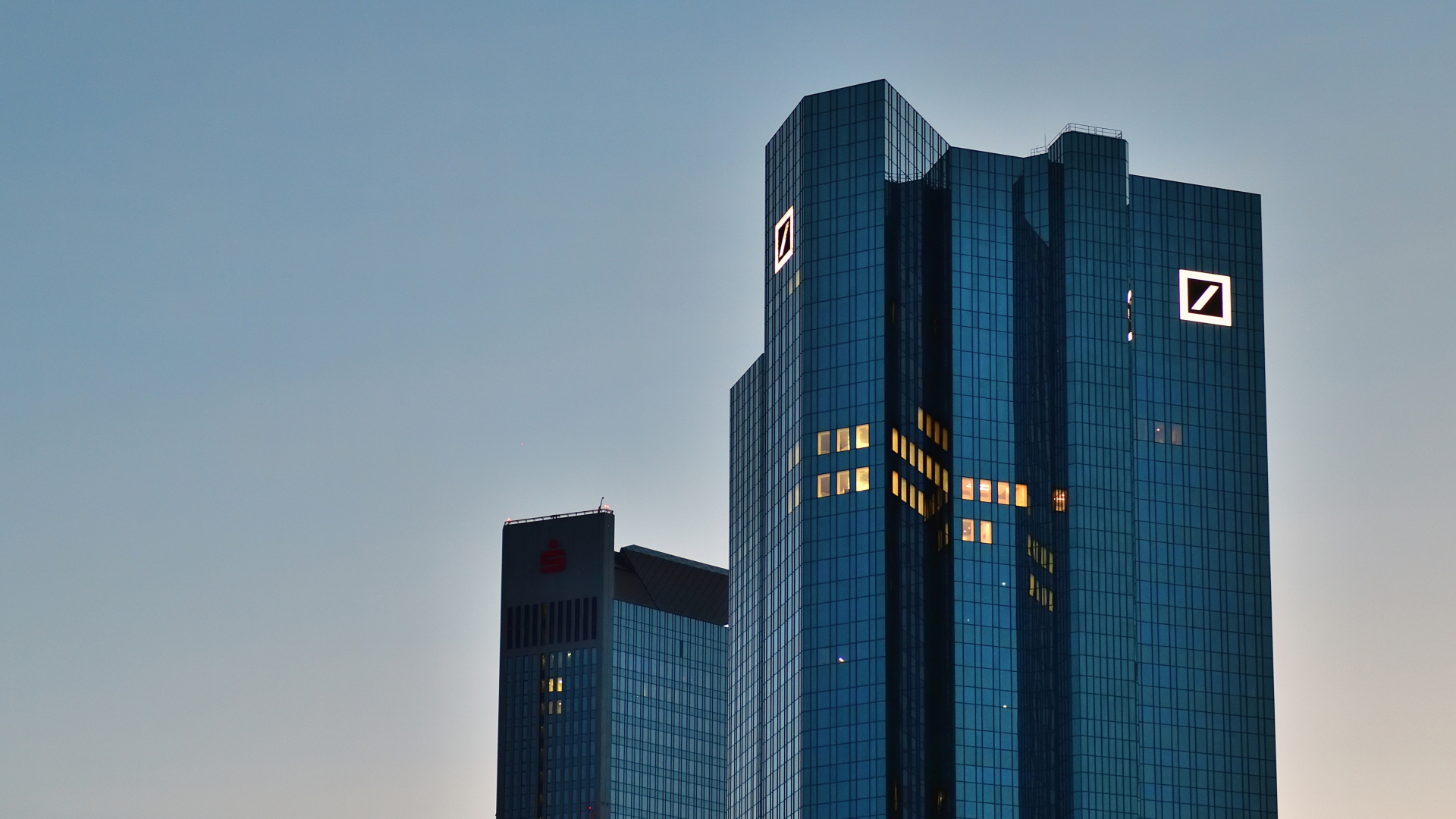 Deutsche Bank Hauptsitz in Frankfurt am Main. | Foto: picture alliance / Daniel Kubirski | Daniel Kubirski