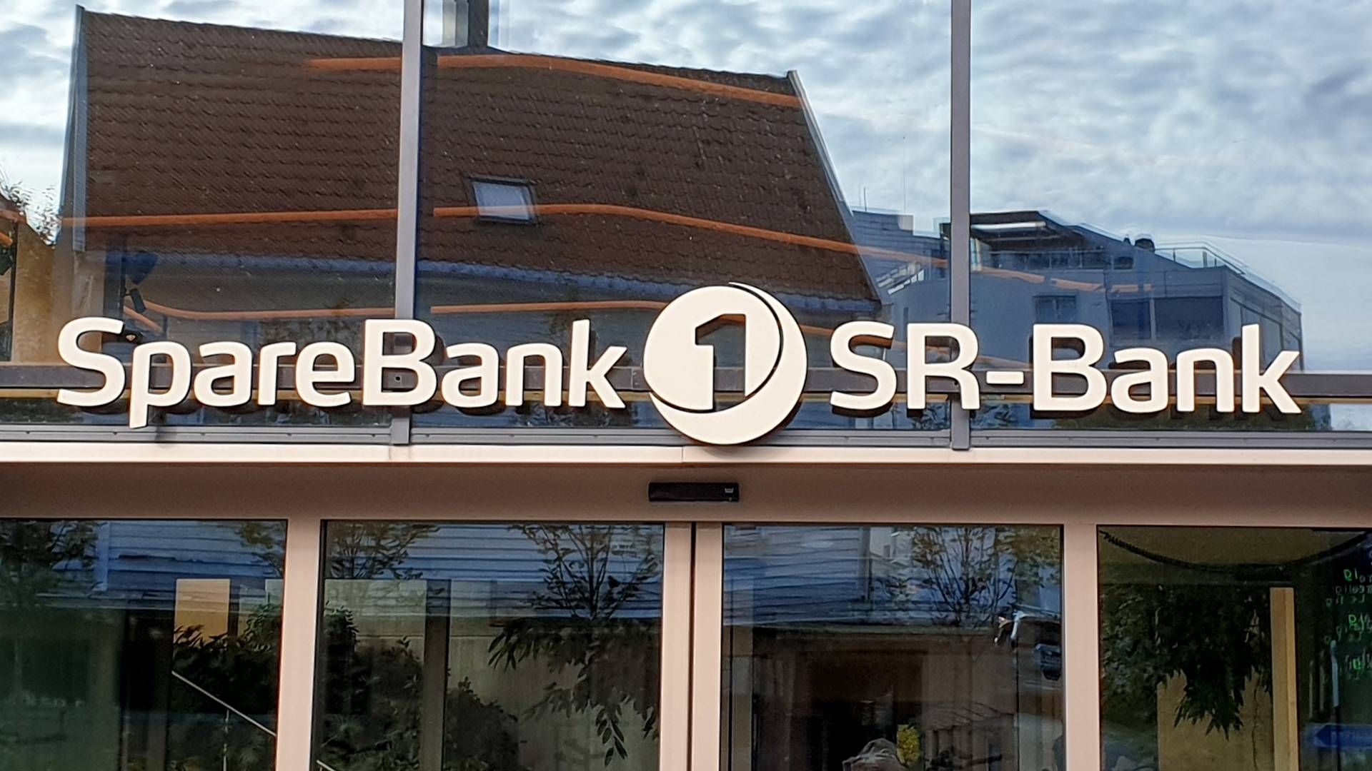 Sparebank 1 SR-bank flyttet inn i nye lokale ri Arendal onsdag. Nå trenger ikke kundene lenger dra til Grimstad for å gå i banken. | Foto: Sebastian Holsen