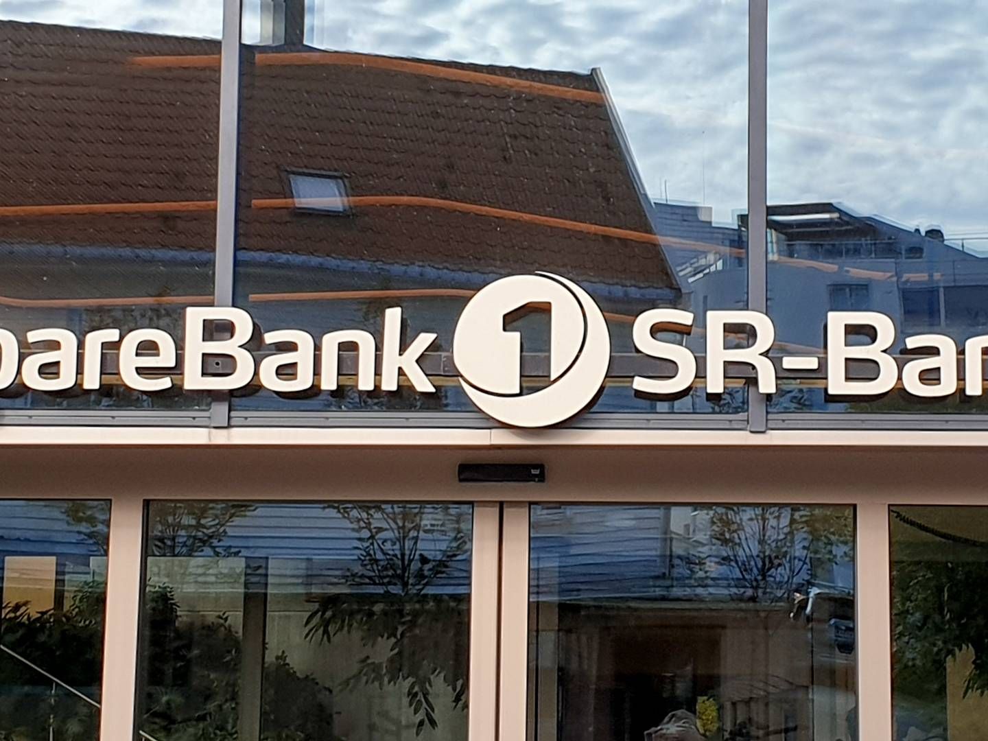 Sparebank 1 SR-bank flyttet inn i nye lokale ri Arendal onsdag. Nå trenger ikke kundene lenger dra til Grimstad for å gå i banken. | Foto: Sebastian Holsen