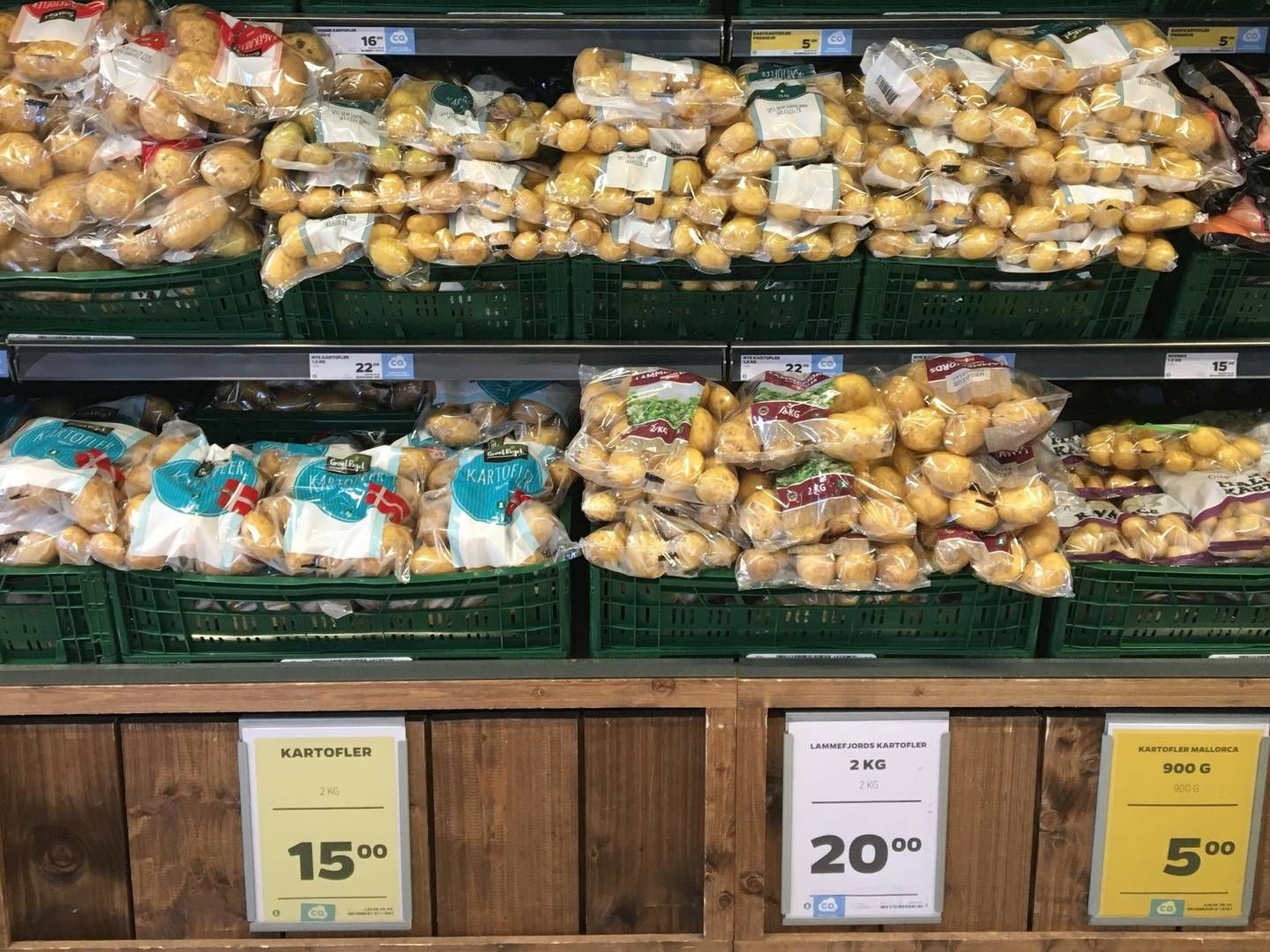 Kartofler med et prisskilt til 15 kr., der ved kassen slås ind til 17, kan blive fortid, hvis Netto vælger at indføre elektroniske prisskilte. | Foto: Manon Buch.