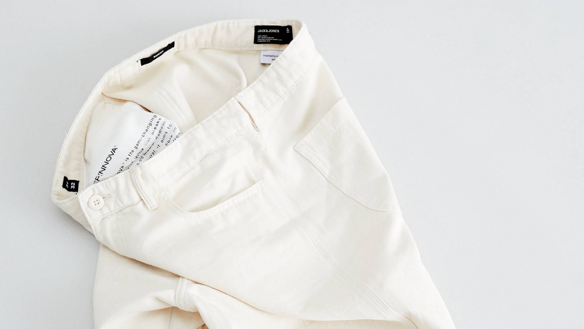 Hverdage prangende Sommerhus Jack & Jones lancerer bukser med tekstilfibre fra træ — DetailWatch