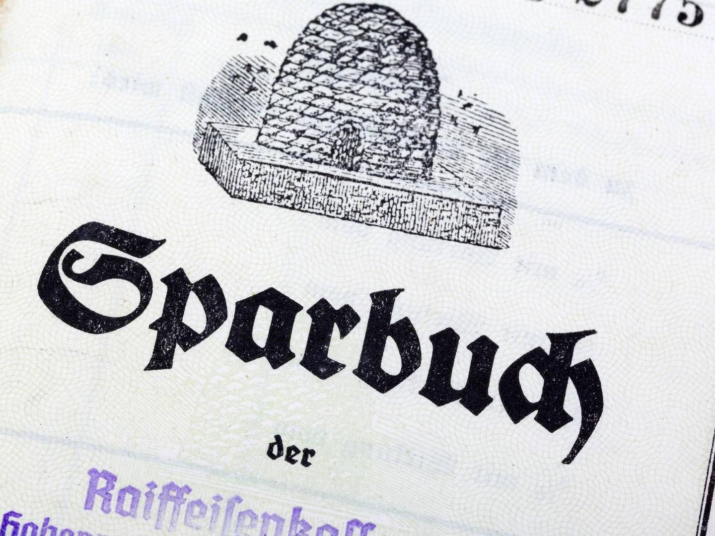 Altes Sparbuch (Symbolbild) | Foto: picture alliance / CHROMORANGE | Ernst Weingartner