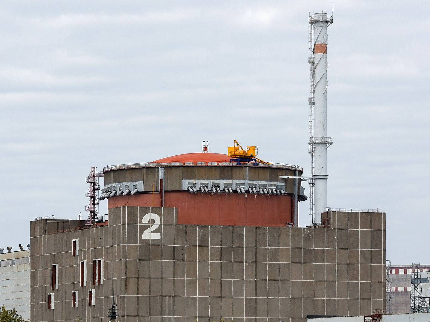 Zaporizjzja-atomkraftværket er igen blevet koblet af elnettet på grund af beskydning fra russisk side. Arkivfoto: Alexander Ermochenko/Reuters