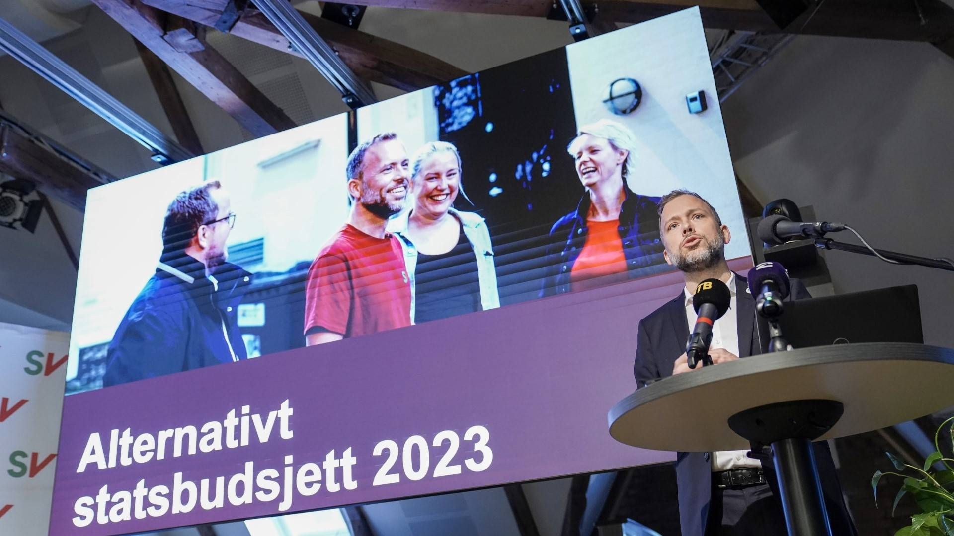 SV-leder Audun Lysbakken legger fredag fram partiets forslag til alternativt statsbudsjett for 2023 på Stortinget. | Foto: Håkon Mosvold Larsen / NTB