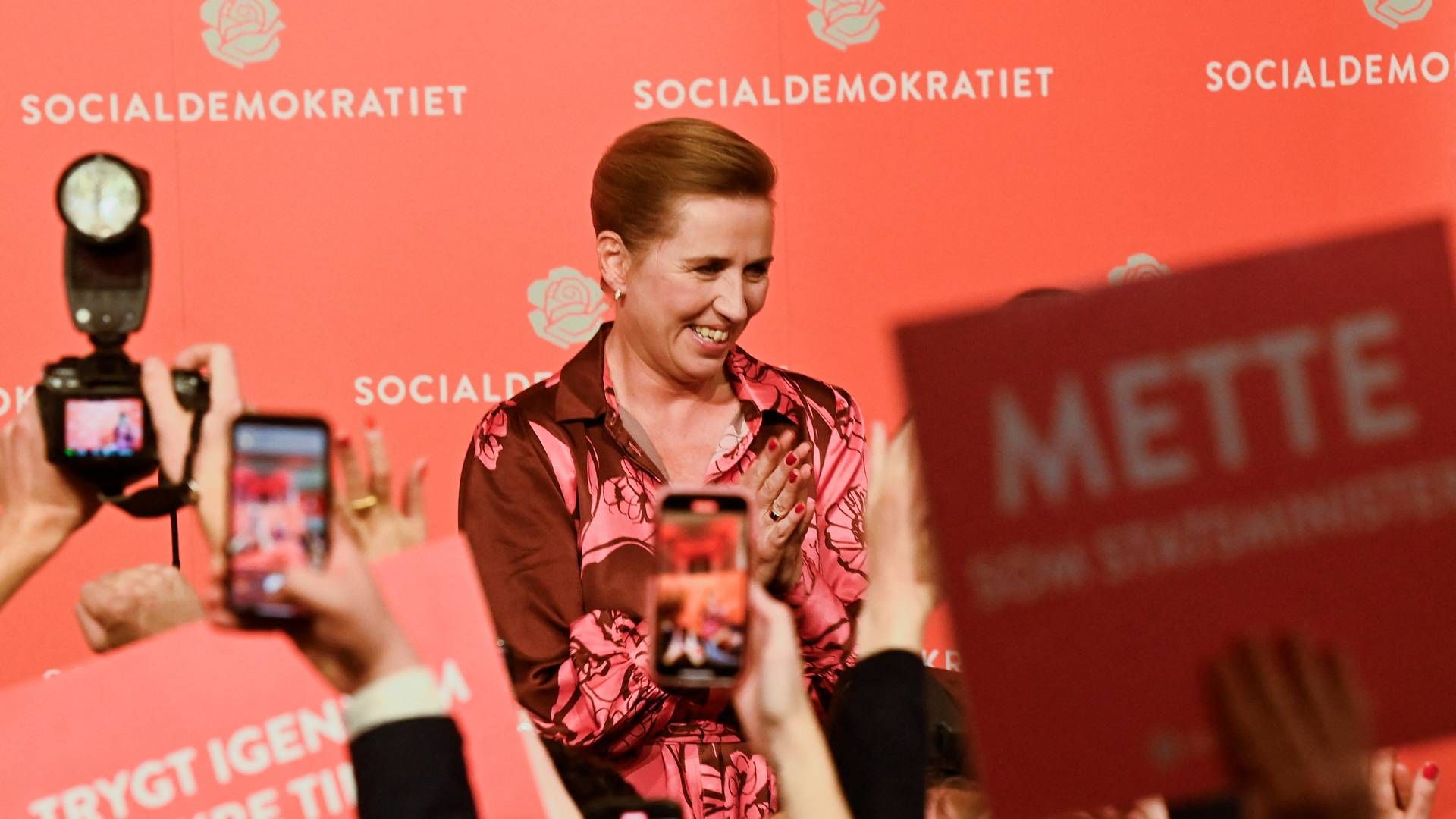 Den socialdemokratiske formand Mette Frederiksen kunne i denne uge lade sig hylde på valgnatten. | Foto: FABIAN BIMMER/REUTERS / X02840