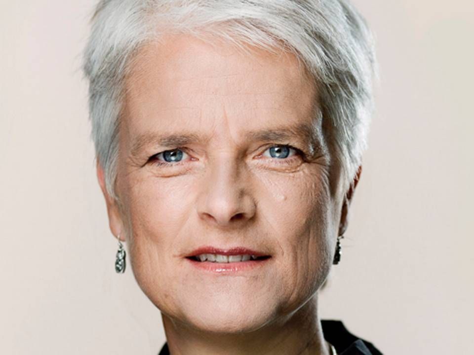 SF's formand, Annette Vilhelmsen, skal i morgen forklare sin opbakning til salget af DONG-aktier til Goldman Sachs.