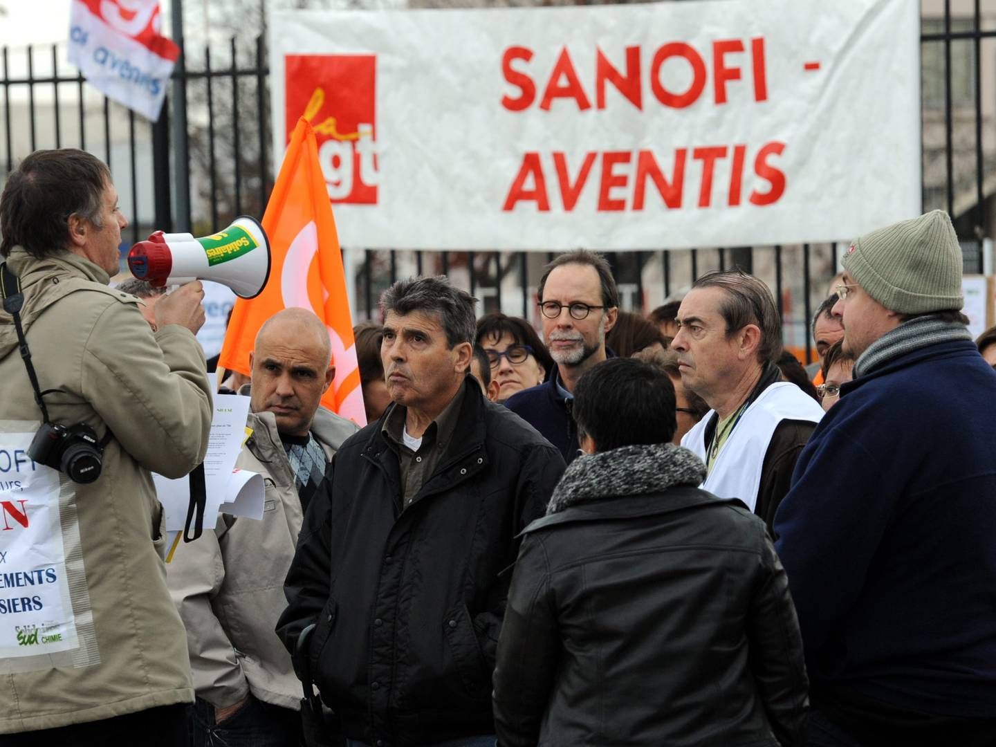 Franske arbejdere demonstrerer mod Sanofis fyringer i byen Toulouse. | Foto: Colourbox