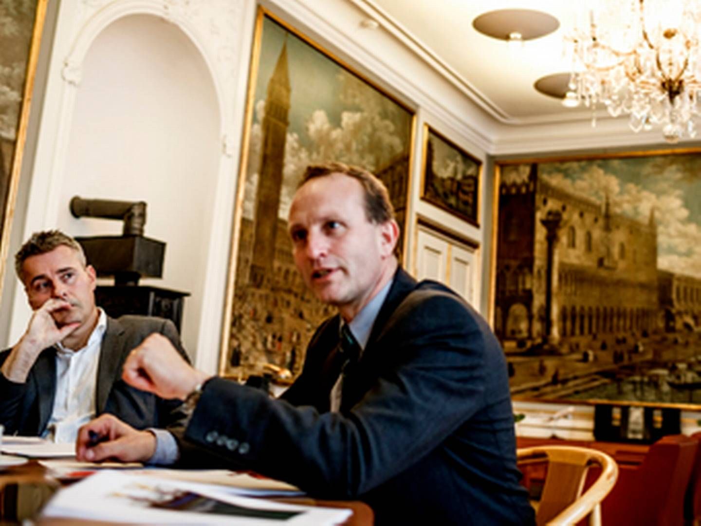 Erhvervs- og vækstminister Henrik Sass Larsen (S) og klima- og energiminister Martin Lidegaard (R).