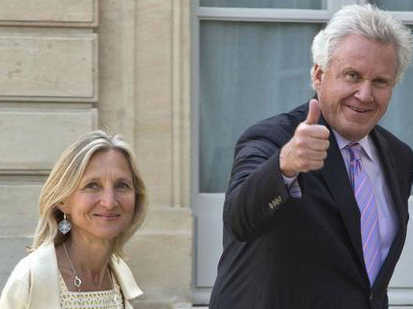 GE-topchef Jeffrey Immelt med Clara Gaymard, der står i spidsen for den franske gren af GE. | Foto: MICHAEL EULER, AP