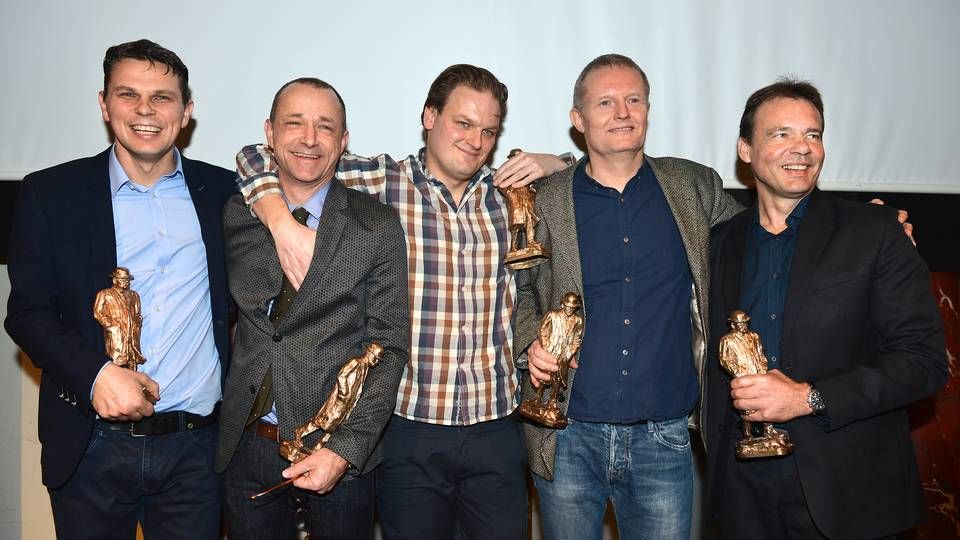 Jeppe Gaardboe (nr. 2. fra venstre) fik Cavlingprisen tidligere i år sammen med holdet bag ’I skattely’. | Foto: Mik Eskestad/Polfoto/Arkiv