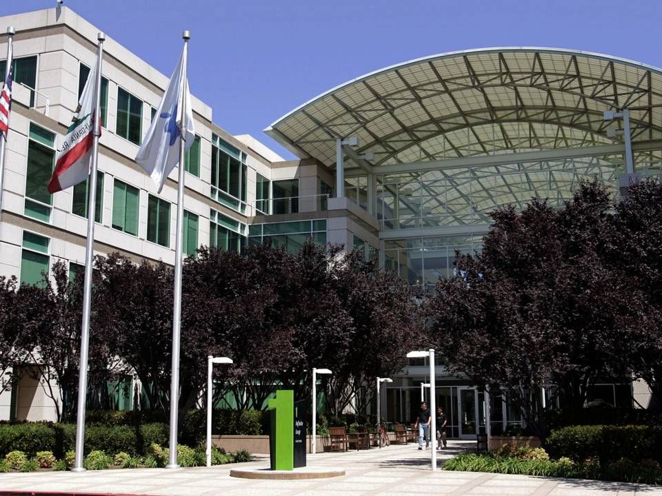 Apples hovedkvarter i Silicon Valley har ligesom resten af tech-området skruet ned for ambitionerne i forhold til udenlandske ansatte. | Foto: /ritzau/AP/Paul Sakuma/