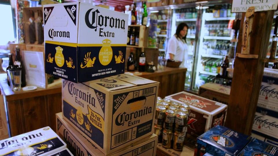 Corona Extra har længe været et stort ølhit. Men nu er to nye Corona-øl lanceret i USA. | Foto: Amy Sancetta/AP/POLFOTO/arkiv