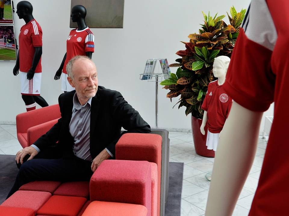 Divisionsforeningens direktør, Claus Thomsen, advarer om, at en ny Superliga med færre kampe kan være et brud på kontrakterne med tv-selskaberne. | Foto: Mik Eskestad/Polfoto/Arkiv