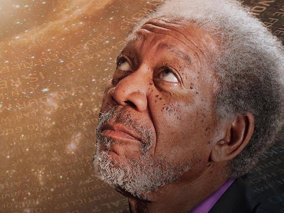 Morgan Freeman er vært på programmet "Through the Wormhole" om astronomi på Discovery Science