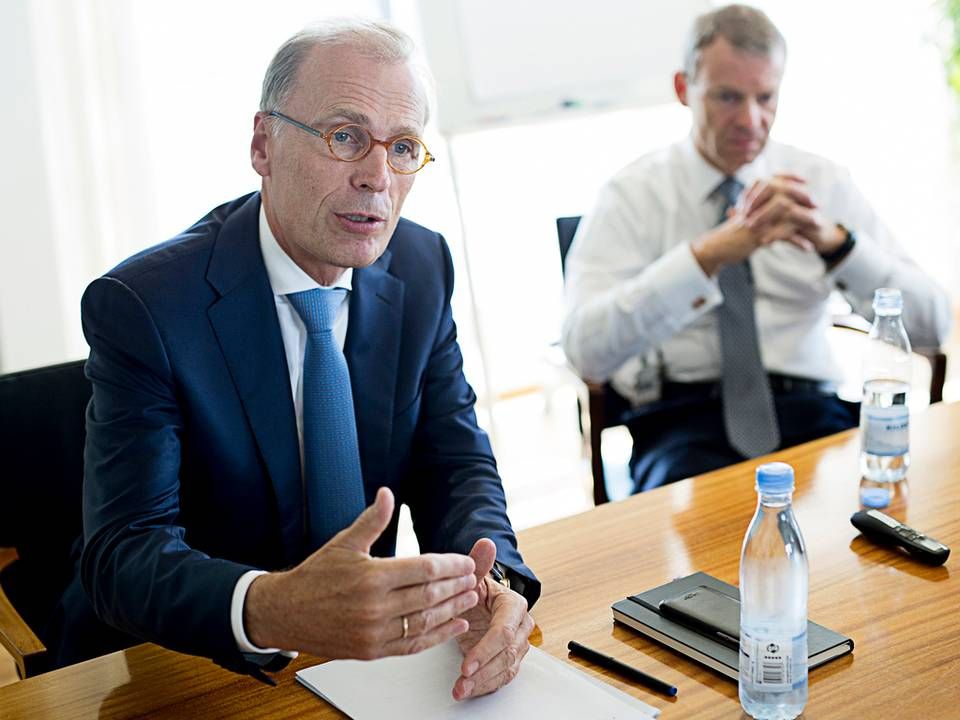 Til venstre på billedet ses Carlsbergs amd. direktør Cees 't Hart. | Foto: Carsten Bundgaard/Jyllands-Posten
