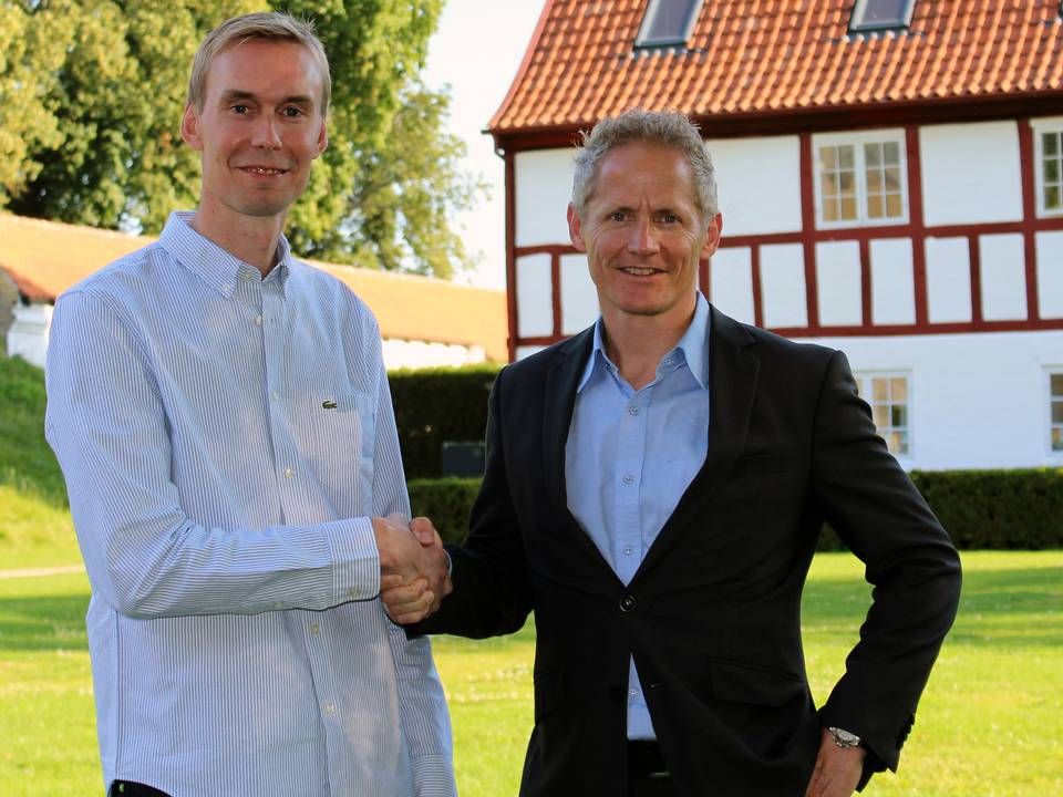 Niels H. Carstensen (th.), koncerndirektør i Industry-Supply, overtager Industri-Nyt af de to brødre Anders Skotlander og Lasse Thomsen (tv.)