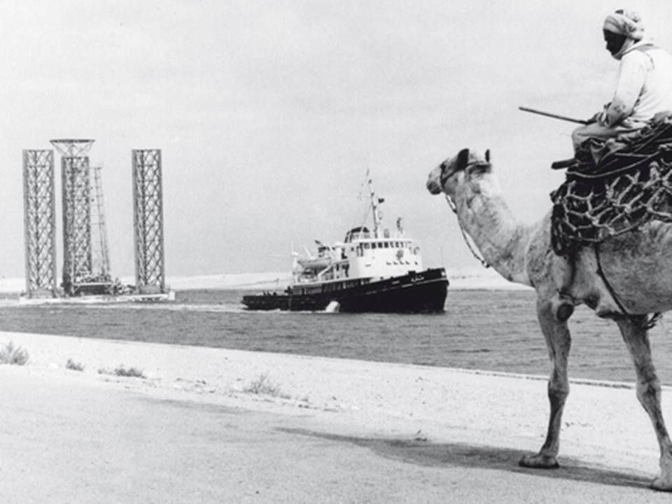 Eni har været aktiv i Egypten i årtier. Her på vej mod Perro Negro-platformen ved Suez i 1961.
