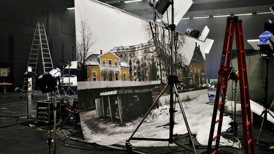 To iværksættere har omdannet den gamle Flyvestaion Værløse til en stor filmby, hvor der kan produceres film og tv. | Foto: Miriam Dalsgaard/Polfoto