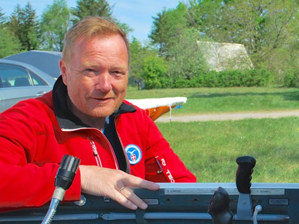 Jan W. Andersen ved den svæveflyver, han deltager i ved DM 2016. | Foto: Steffen Moses