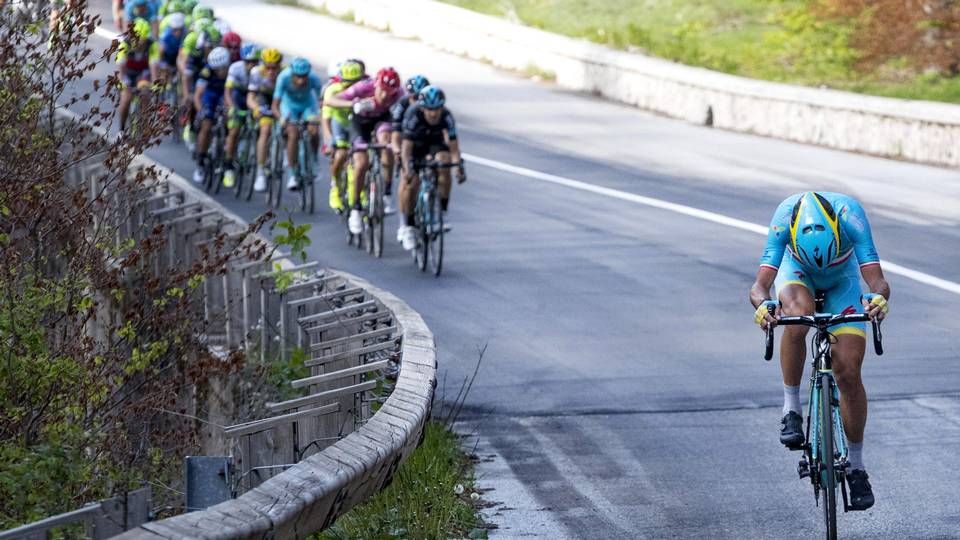 TV 2 søsætter podcast om cykling. Her et billede fra årets Giro d'Italia. | Foto: Claudio Peri/AP/Polfoto