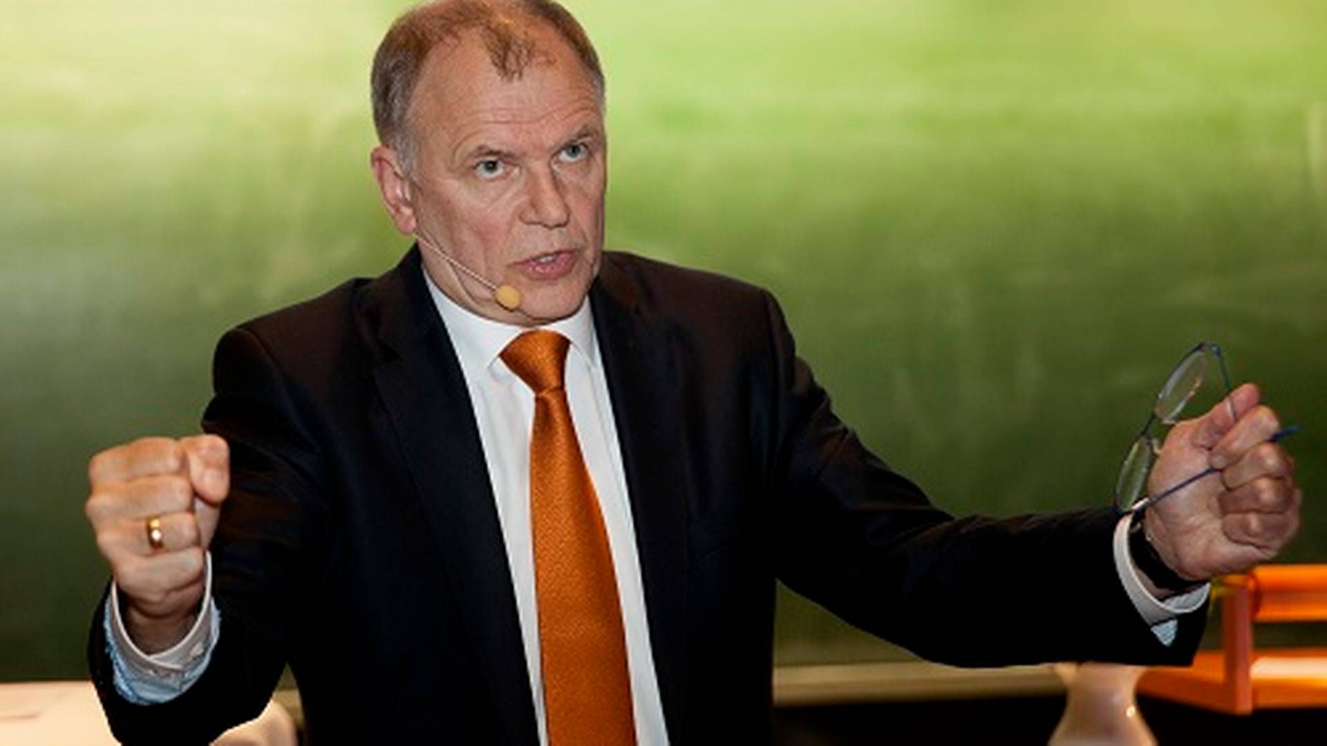 Vytenis Andriukaitis, EU's kommissær for fødevarer og sundhed, er i chok over den brevbombe, som EFSA modtog i denne uge på sit hovedkontor i Parma