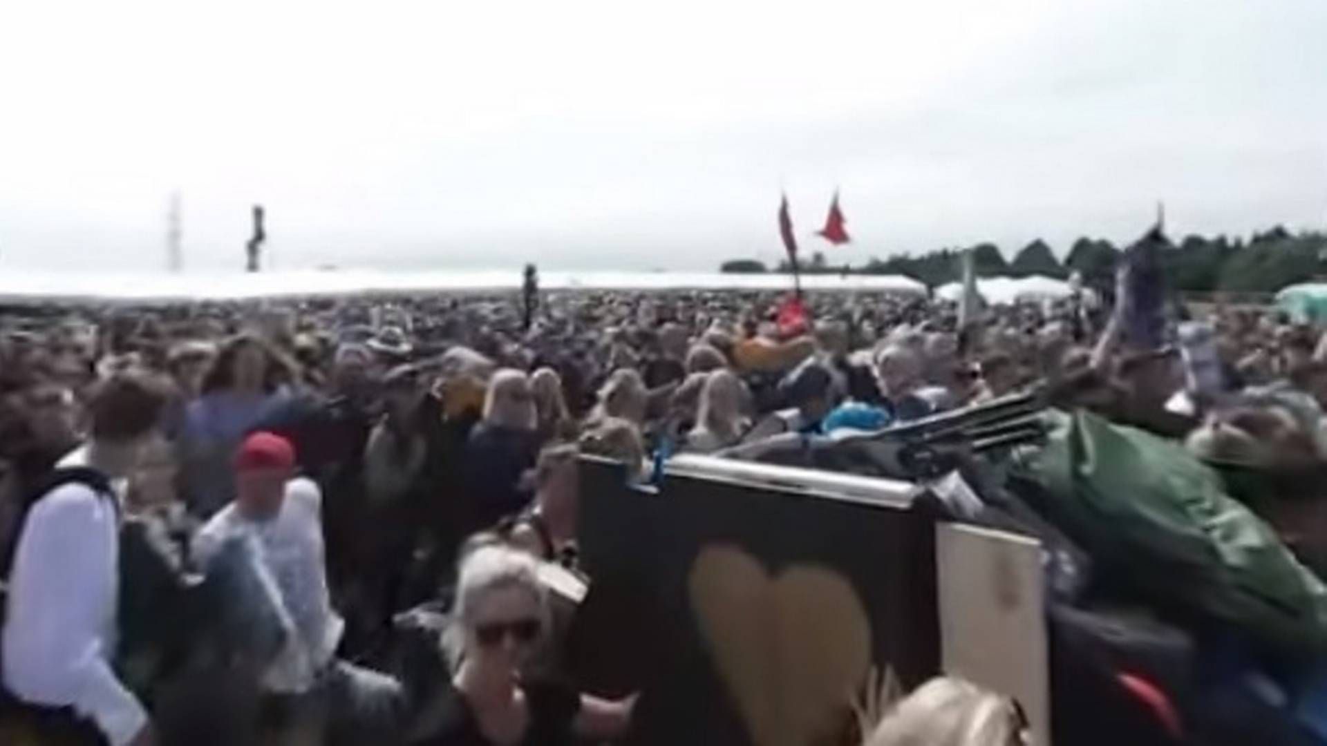 Fra 360 graders videoen af lørdagens åbning af campingområdet på Roskilde Festival
