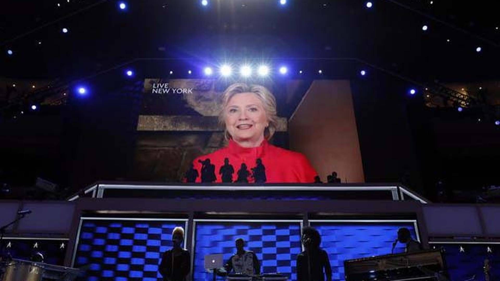 Hillary Clinton med på storskærm på andendagen (tirsdag) af demokraternes konvent. | Foto: Carolyn Kaster/AP/Polfoto
