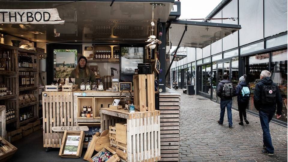 I det trendy madmarked, Torvehallerne i København, har Thyboden salg af bl.a. Niels og Sinnes Vesterhaws-specialiteter. | Foto: Rune Aarestrup Pedersen