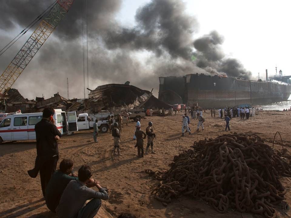 Ulykken i november kostede 28 mennesker livet. | Foto: /ritzau/AP/Adil Shakil