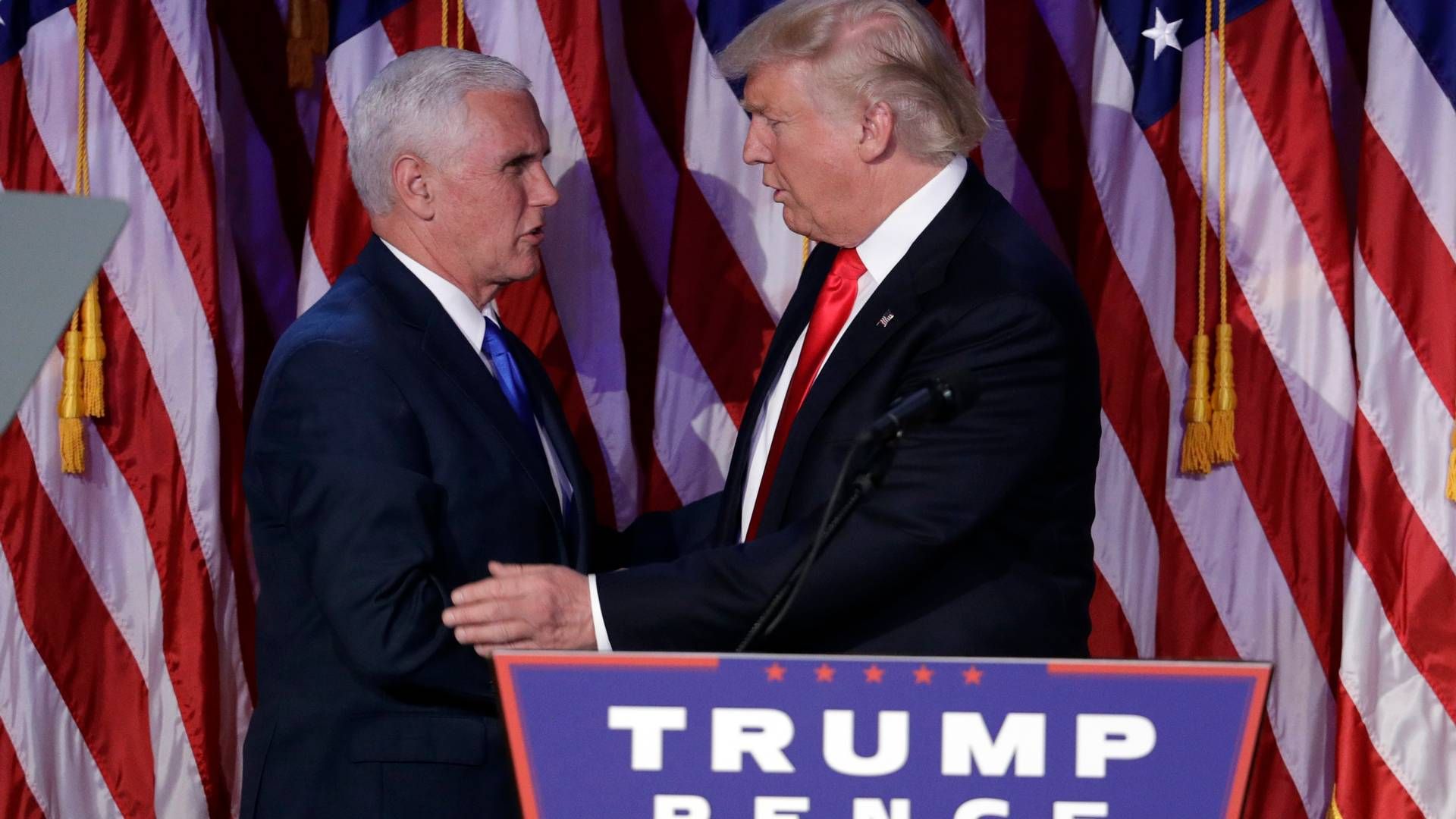 USA's vicepræsident Mike Pence og præsident Donald Trump. | Foto: John Locher/AP/Polfoto