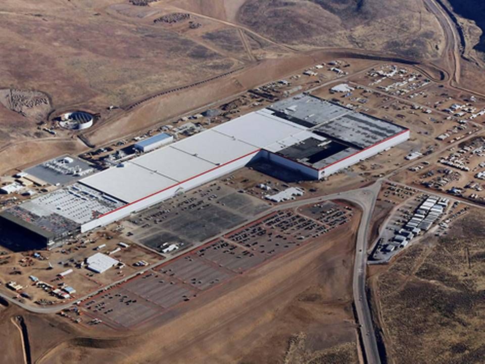 Selvom den enorme Gigafactory i Nevada er under 30 pct. færdigbygger, er produktionen allerede gået i gang. | Foto: Tesla/PR