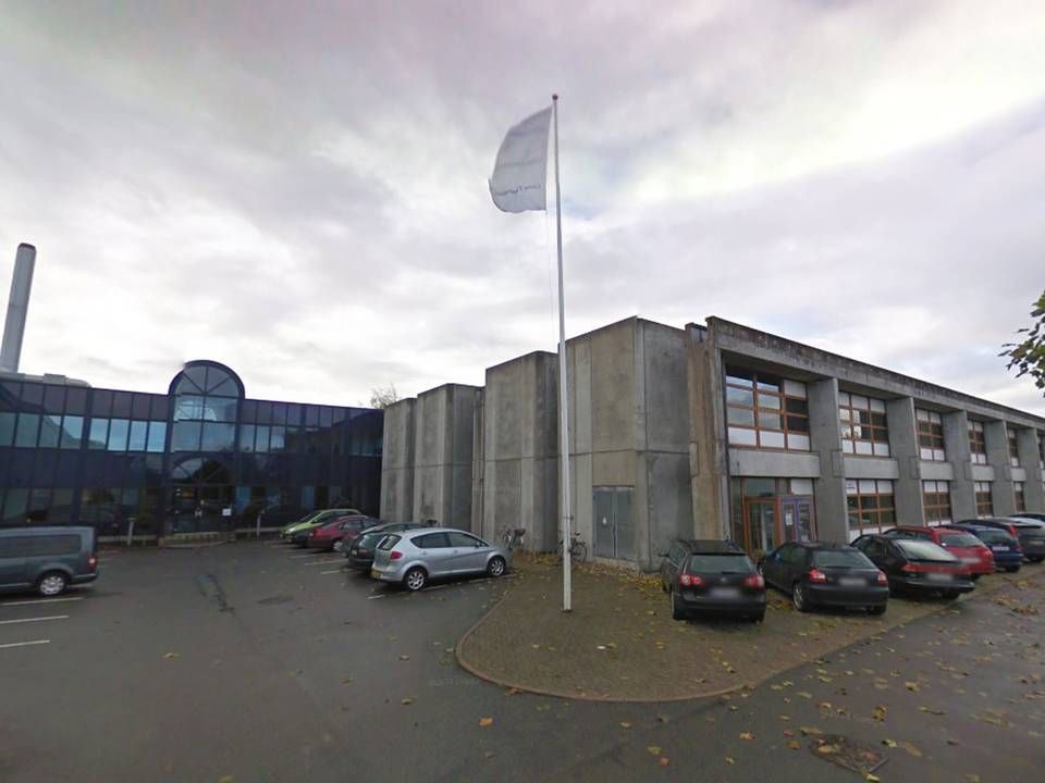 Hovedsædet for elektronikvirksomheden Gram i Vojens er blandt de ejendomme, som den internationale kapitalforvalter Blackstone er blevet medejer af. | Foto: Google Maps