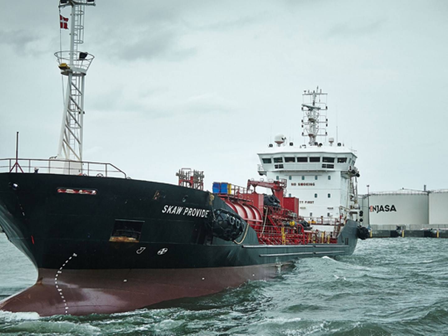 Skaw Provider er et af de skibe, som har været tilknyttet olieterminalen i Skagen Havn. | Foto: Monjasa