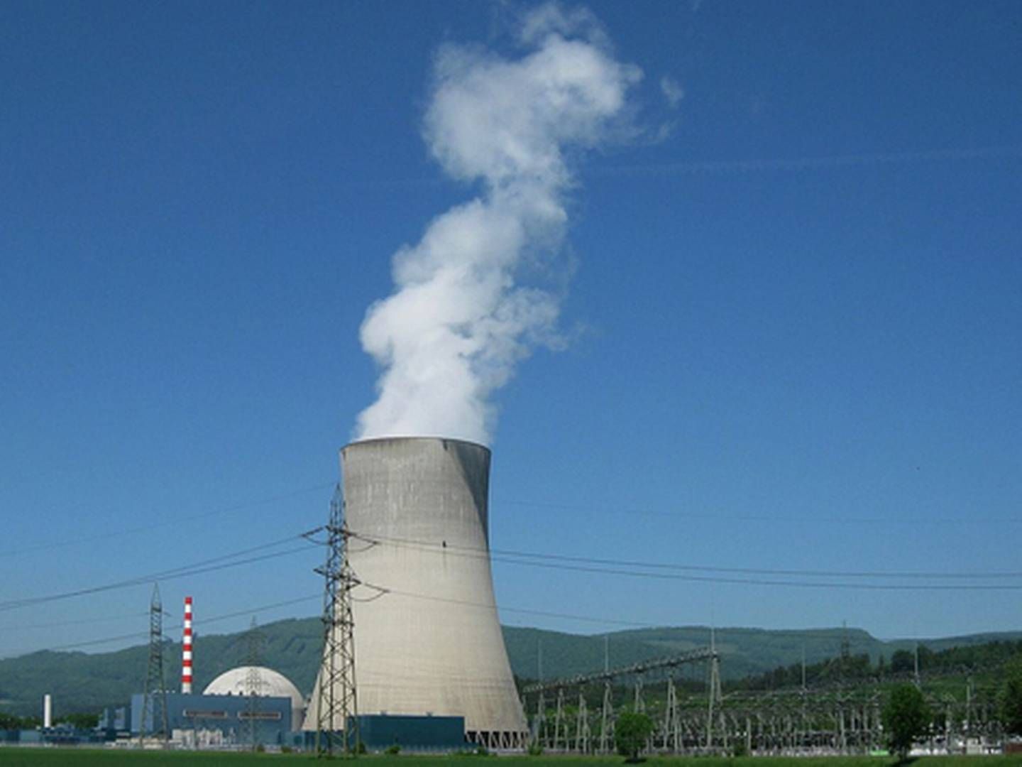 The largest Swiss nuclear power plant, Gösgen, will be shut down along with three of the country's other plants.